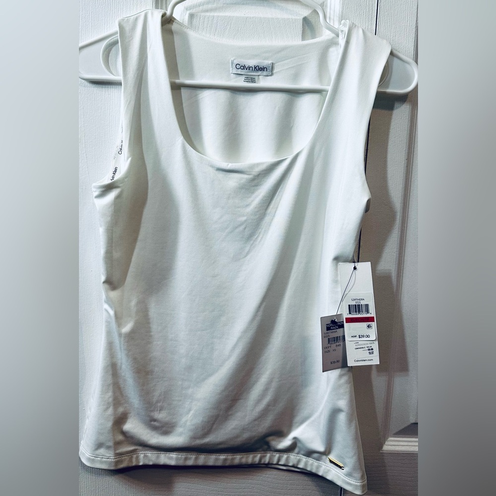 NWT Calvin Klein XS Eggshell Tank Top